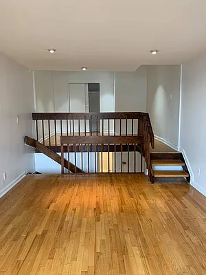 Rented by Compass | media 18