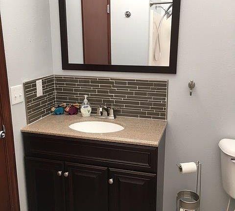 Upper Level Full Bath