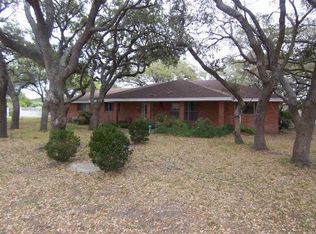906 W Terrace Blvd, Rockport, TX 78382