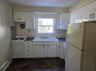 3025 E Main St #3, Kalamazoo, MI 49048