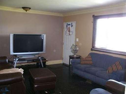 4th image of 30170 Iroquois Dr