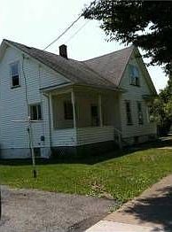 2nd image of 152 Santee St