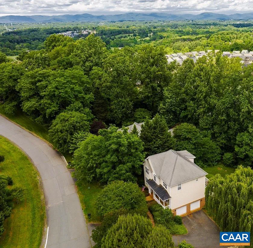 Building Photo - 78 Fontana Ct