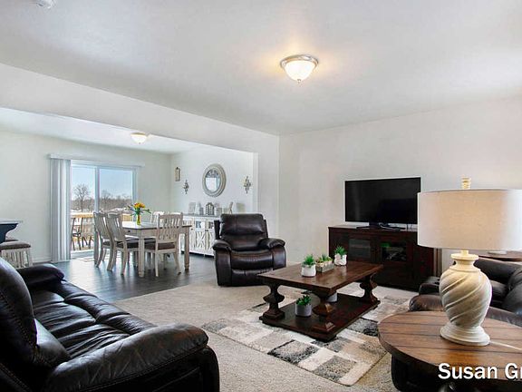 2nd image of 2679 Plover Dr