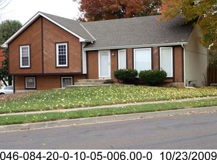 12300 S Fox Ridge Dr, Olathe, KS 66062