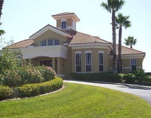2nd image of 5060 Fairways Cir APT 205