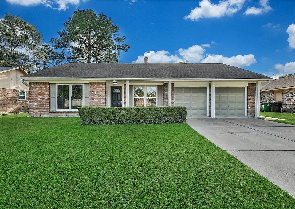 1st image of 7215 Leaning Oak Dr