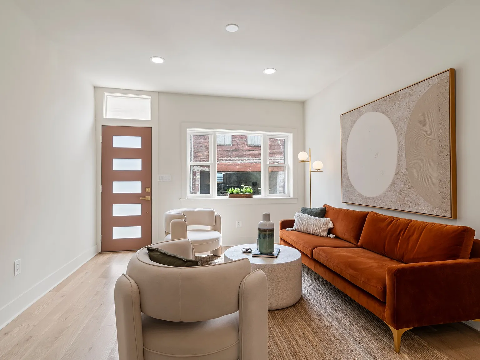 2 bed, 2.5 bath, 1250 sqft, $4,200 — Photo 3