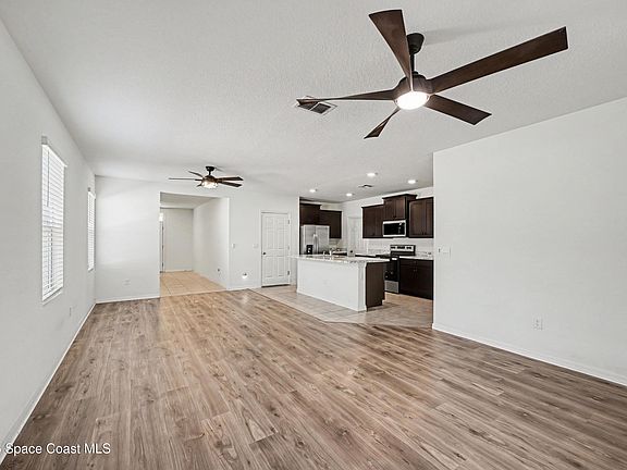 5th image of 1264 Gordon Ave