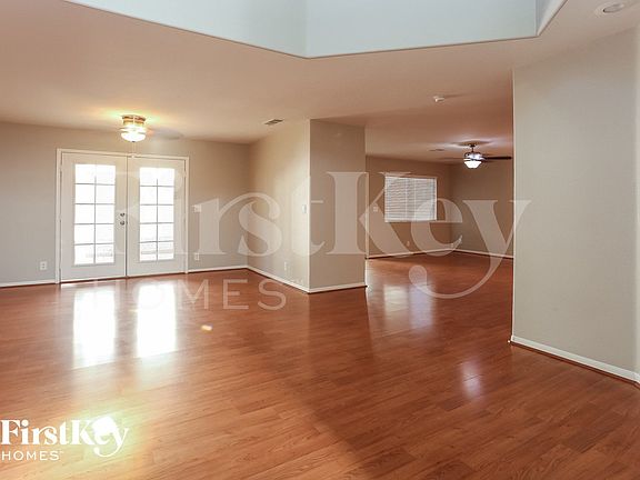 2nd image of 7517 Fencerow St