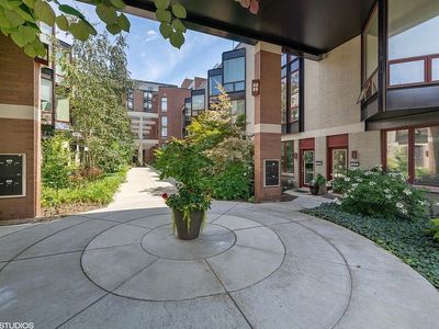 222 S Racine Ave APT 50, Chicago, IL, 60607