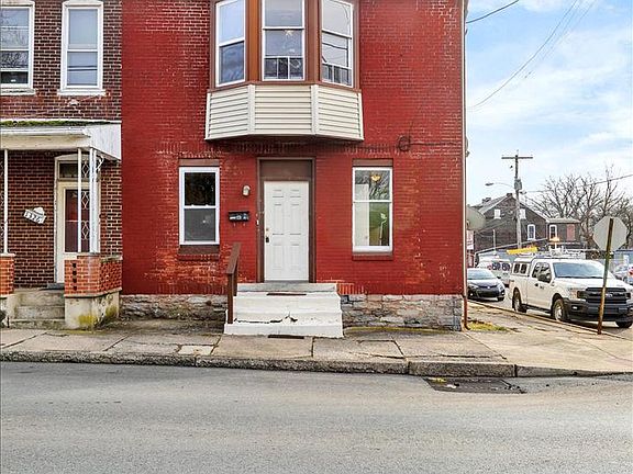 2nd image of 1328 Lehman St