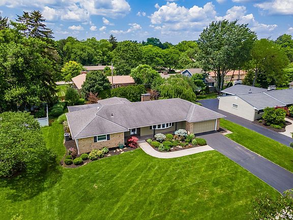 3rd image of 3885 Norbrook Dr
