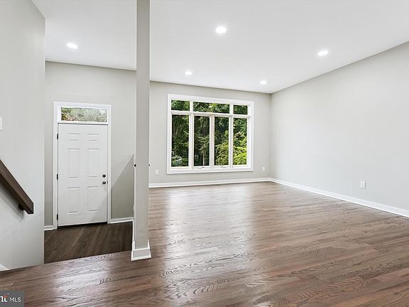 2nd image of 10901 Whiterim Dr