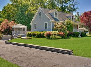 50 Gates Ave, East Brunswick, NJ 08816