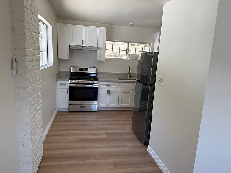 3634 W Avenue 42 — Photo 8