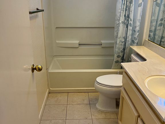 5th image of 32216 Ashley Way