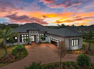 3123 Founders Club Dr, Sarasota, FL 34240