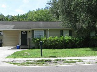 909 E Alsobrook St, Plant City, FL 33563