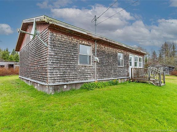 2nd image of 300 Brooklyn Rd