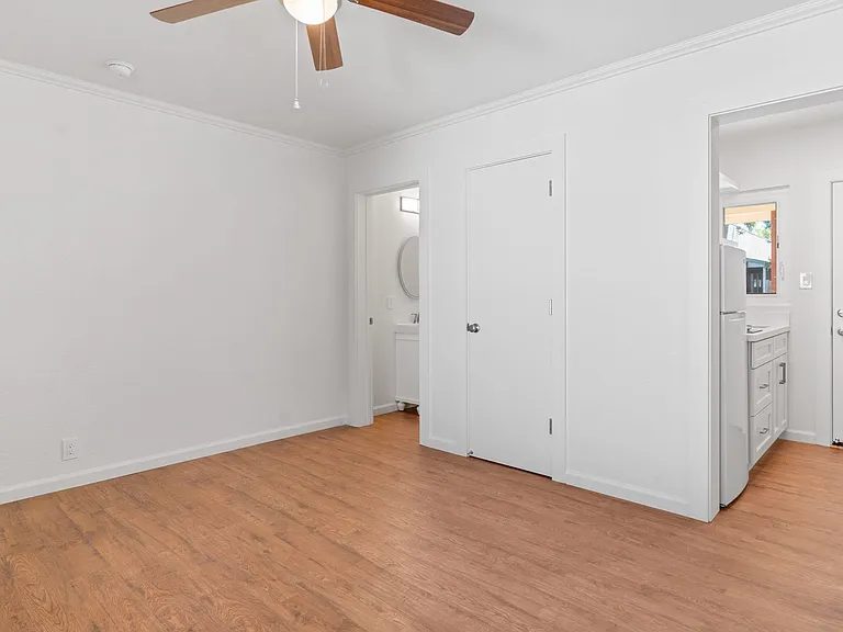 149 Mason St — Photo 4