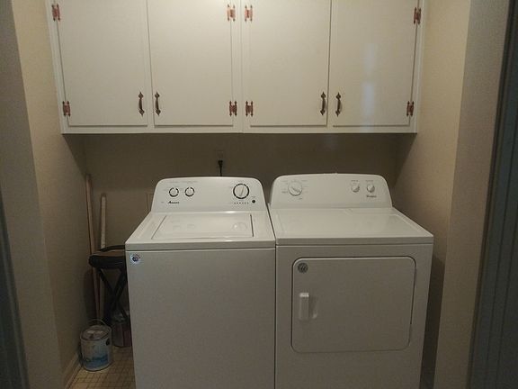 4th image of 319 Concord Dr