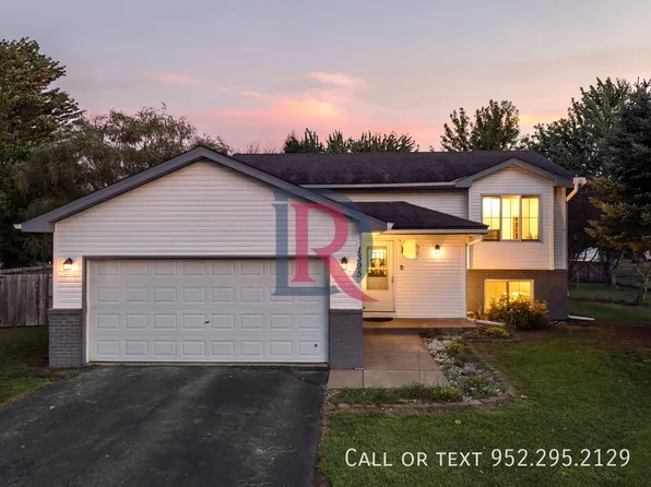 1395 Honeysuckle Ln SE, Cambridge, MN 55008