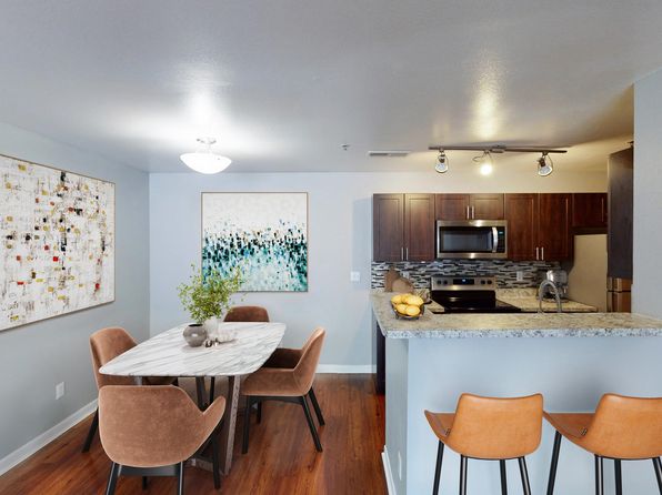 311 Los Altos Way #439L12