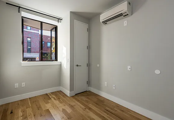 Rented by Nooklyn NYC LLC | media 64