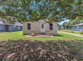 2514 Sunset St, Denison, TX 75020