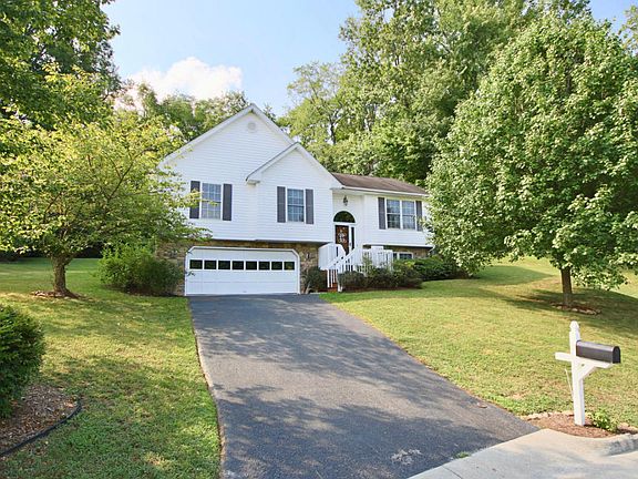 4th image of 3411 Glen Rock Ln