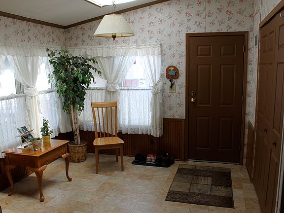 2nd image of 133 Charwood Dr