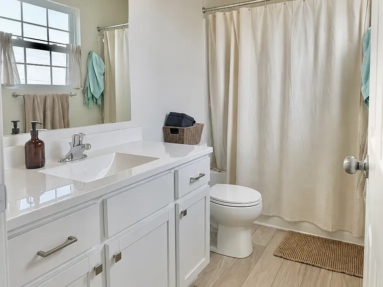 2050 Orlov Dr — Photo 15