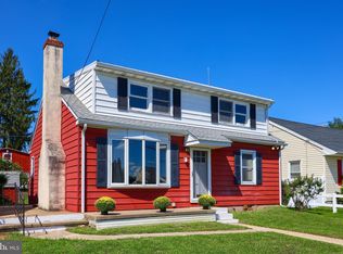 213 Wecaf Rd, New Holland, PA 17557