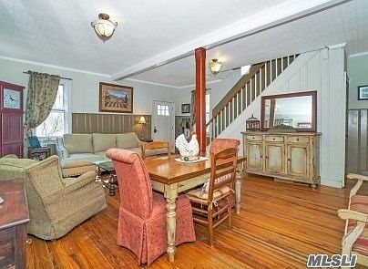 5th image of 136 Weinmann Blvd