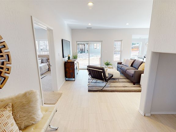 4th image of 455 Aster St