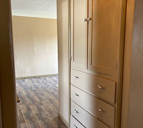 2nd image of 1604 Riggs Dr