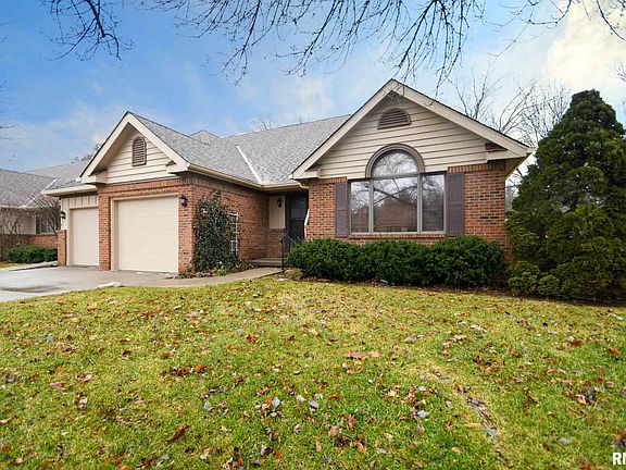 3rd image of 7206 N Charles Way