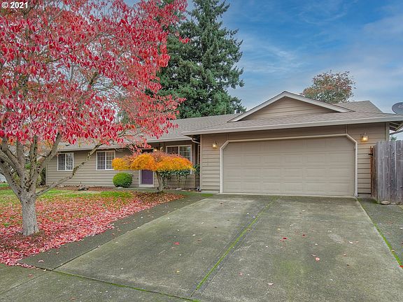 2nd image of 10318 NE 74th St