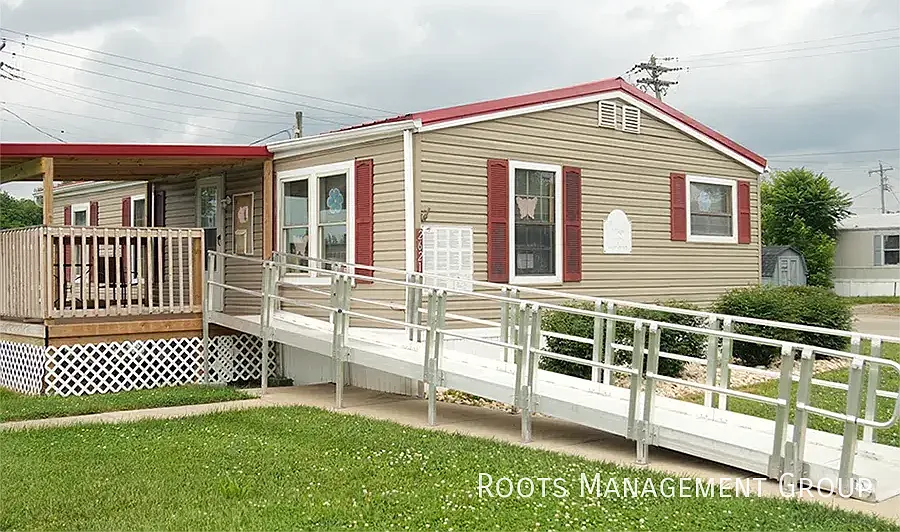 3 Bed 2 Bath Home Available for Lease at Riverside Village - Apply Now! — Photo 2