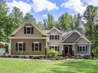 8324 Drakes Landing Ct, Mechanicsville, VA 23111