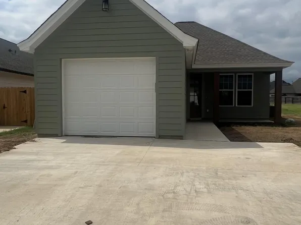 141 Le Mans Loop, Sterlington, LA 71280