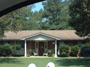 413 & 415 Shawnee Dr, Columbia, TN 38401