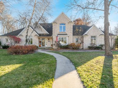 2416 Woodland Ter, Neenah, WI, 54956