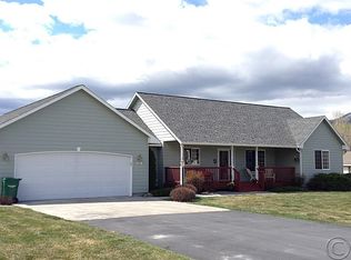 219 Carriage Rd, Hamilton, MT 59840