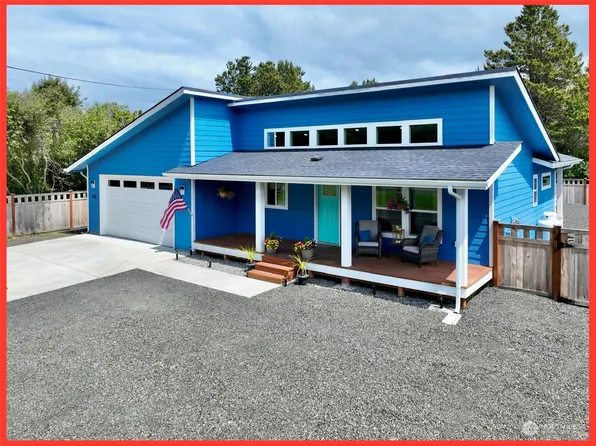 214 Ocean Shores Boulevard NW, Ocean Shores, WA 98569