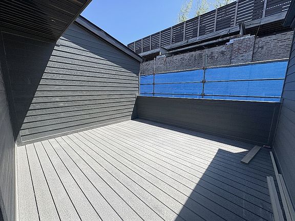 5th image of 1317 N Ashland Ave #2F