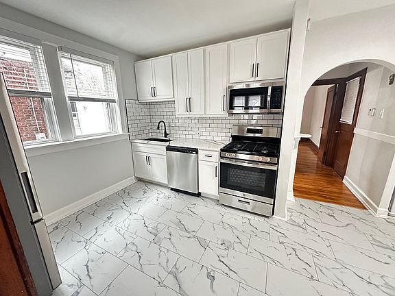2nd image of 2269 Blendon Pl Floor 1