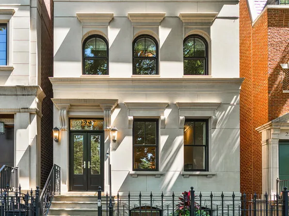 2227 N Magnolia Ave, Chicago, IL 60614