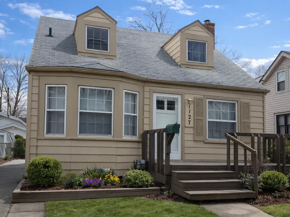 1127 Hoffman Ave, Royal Oak, MI 48067